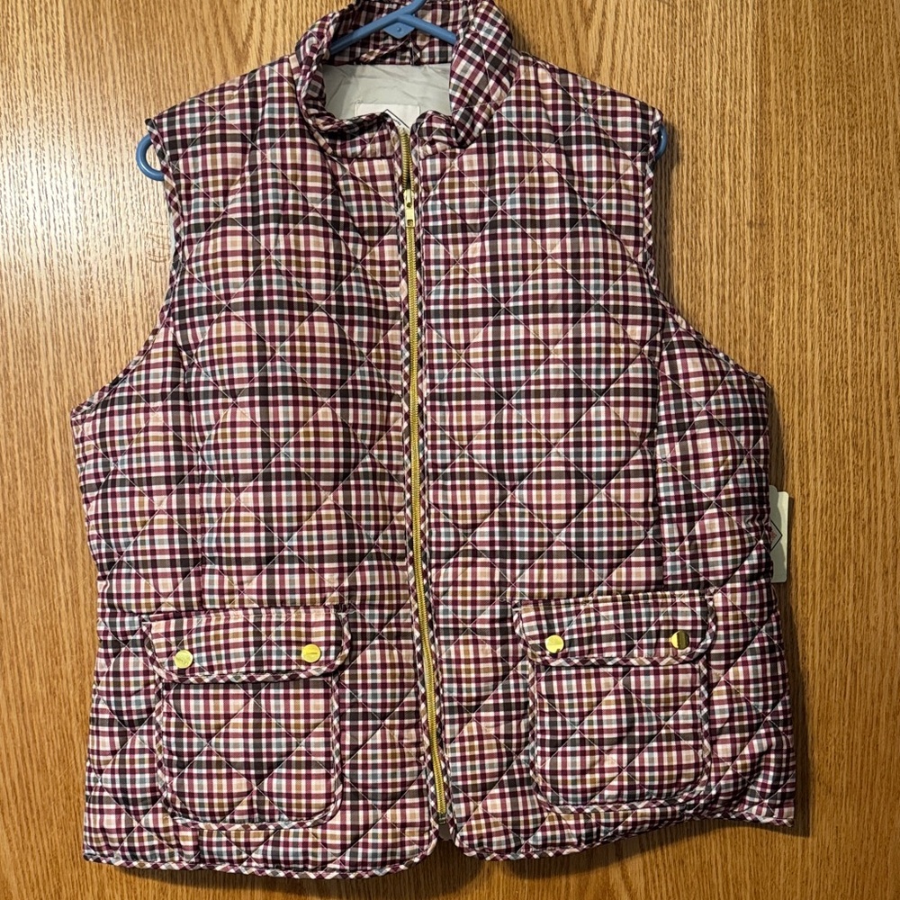 St. John's Bay Cream Quilted Vest